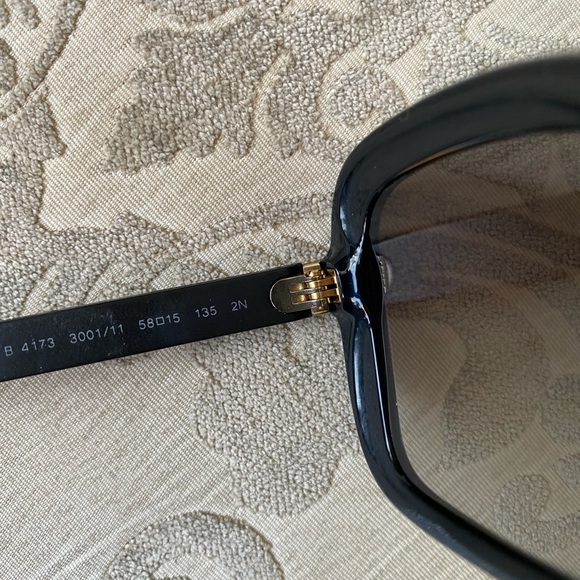 Burberry Black Square Sunglasses with Case - Picture 7 of 8